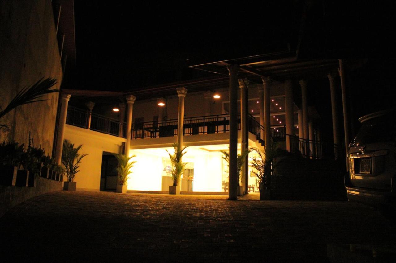 Sky Gate Kandy Esterno foto